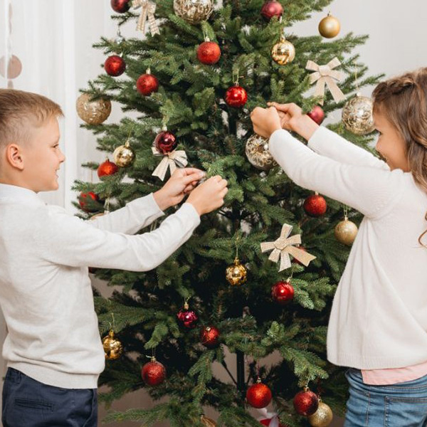 Parenting Tips During the Holidays_website